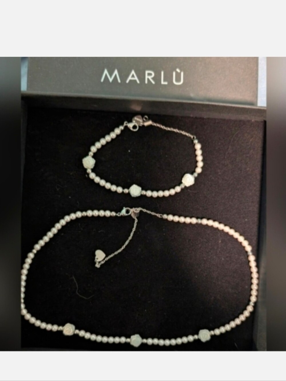 Marlu Pearl With Rose Accents - Necklace And Bracelet Set With Original Box